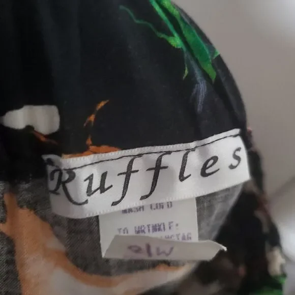 Ruffles Vintage Wolf Pack Print Womens Long Skirt S/M - Picture 8 of 9